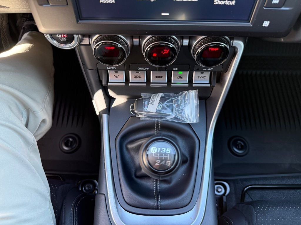 2026 Toyota GR86 Premium MT