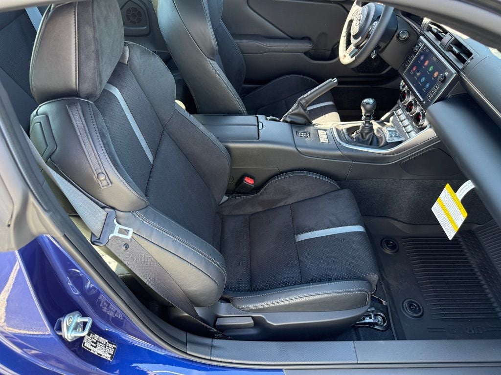 2026 Toyota GR86 Premium MT