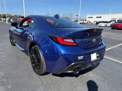 2026 Toyota GR86 Premium MT