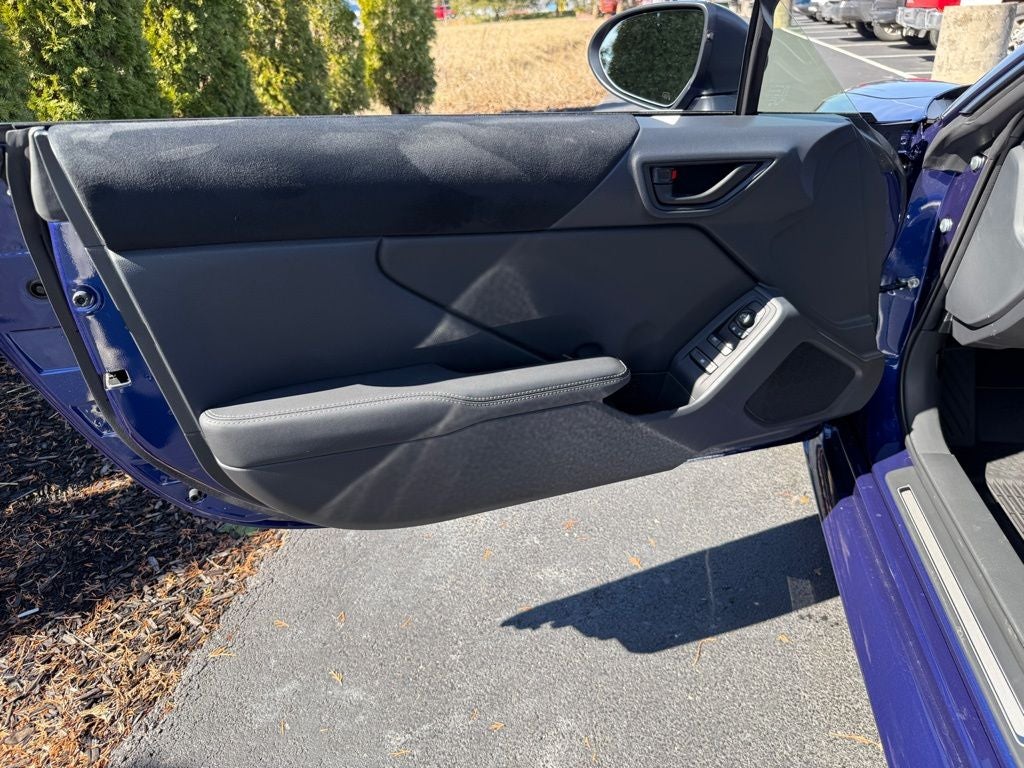 2026 Toyota GR86 Premium MT