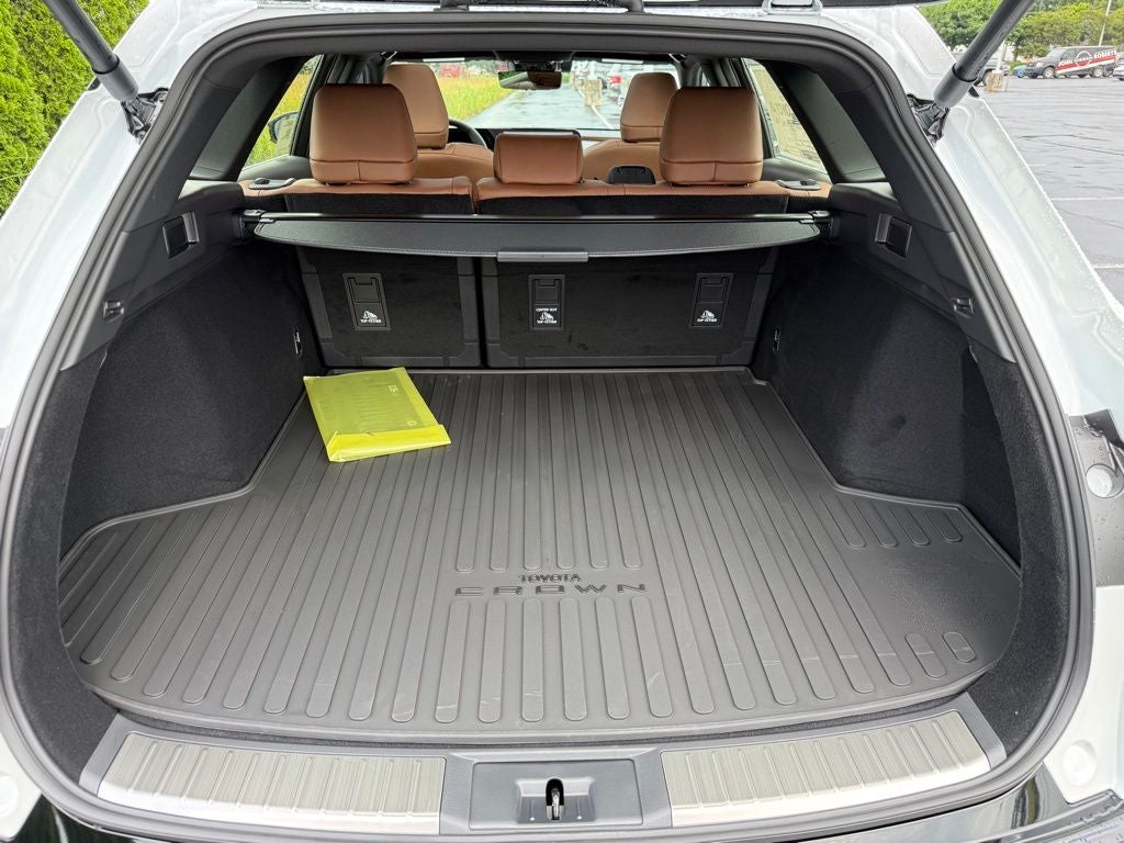 2026 Toyota Toyota Crown Signia Limited