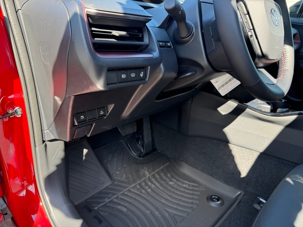 2026 Toyota Prius Plug-in Hybrid XSE