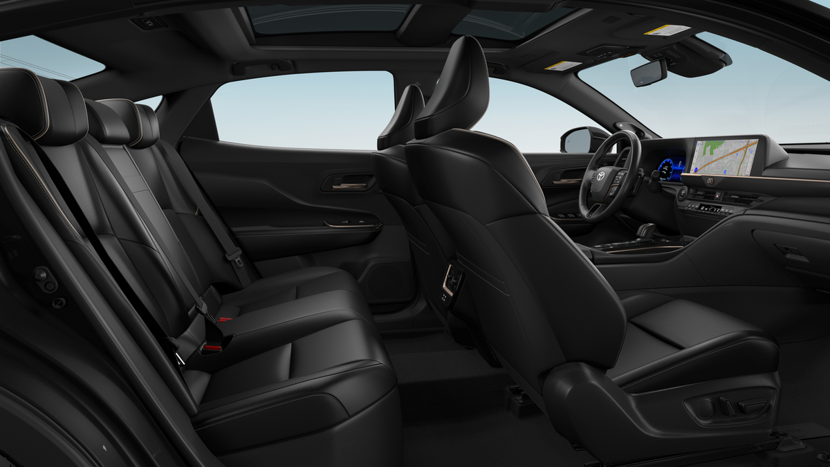 2027 Toyota Toyota Crown Platinum