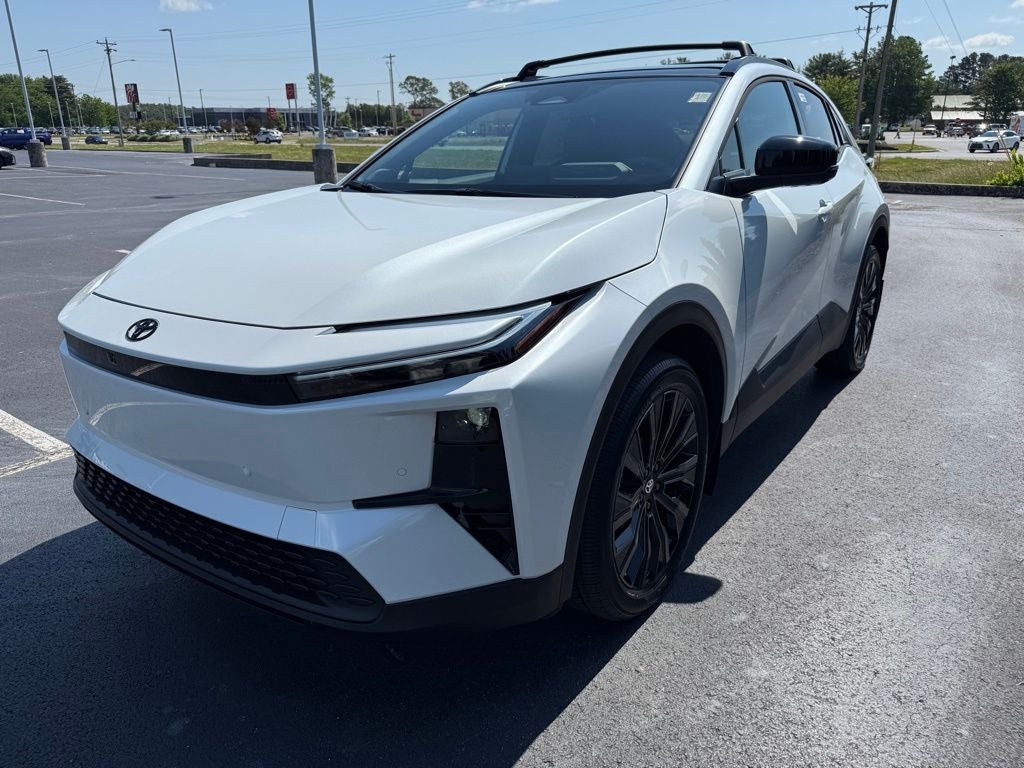 2026 Toyota C-HR XSE