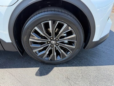 2026 Toyota C-HR XSE