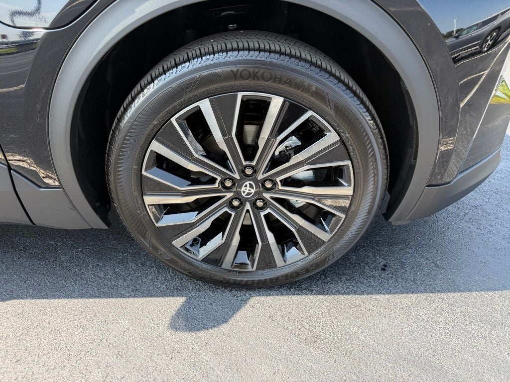 2026 Toyota C-HR XSE