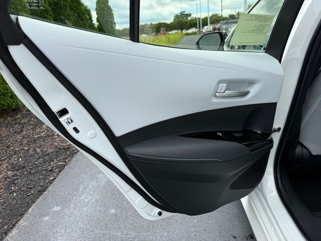 2026 Toyota Corolla Hatchback SE
