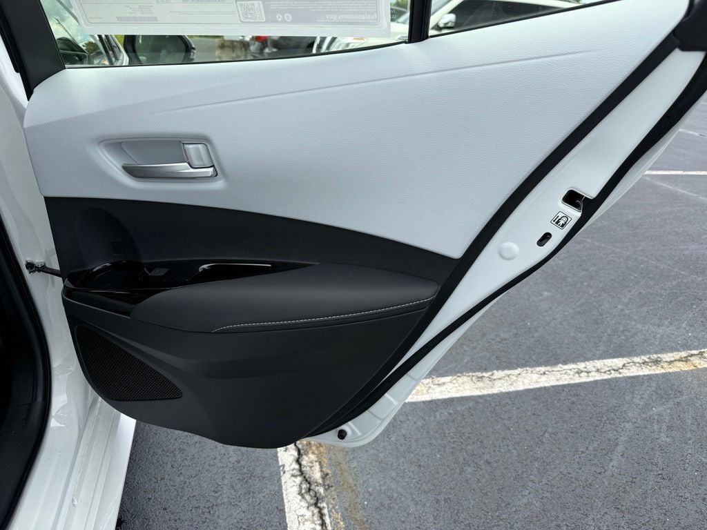 2026 Toyota Corolla Hatchback SE