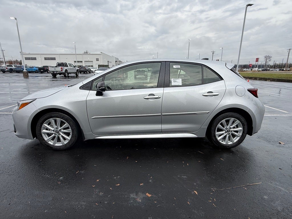 2026 Toyota Corolla Hatchback SE